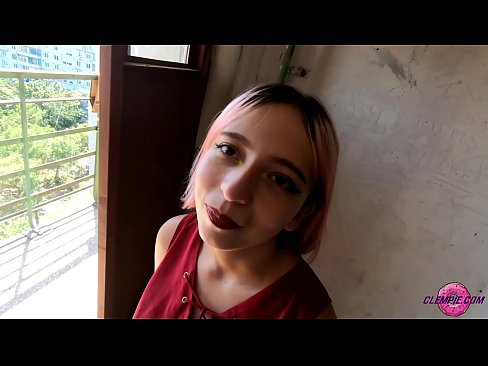 ❤️ Študentka zmyselne fajčí cudzinca vo vnútrozemí - strieka mu na tvár ️❌ Šukanie video na nás sk.yourxxxvideos.ru ❌❤